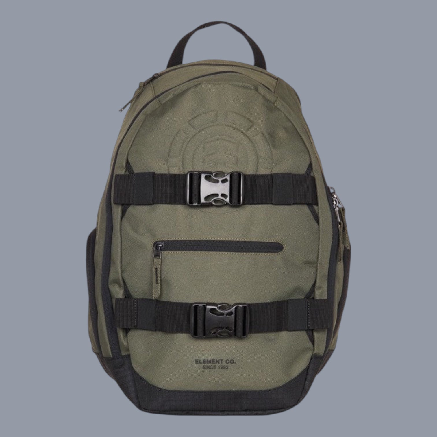 Element Rucksack in Olivgrün mit Skateboard-Gurten, Polyester, Reißverschluss-Fronttasche, Seitentaschen.